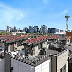 rooftop-patio-with-grill-2br-3ba-central-walkable-location.seattlehotelsites.com/