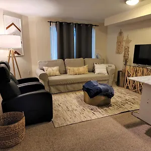 lovely-1-bedroom-condo-in-the-heart-of-seattle.seattlehotelsites.com/